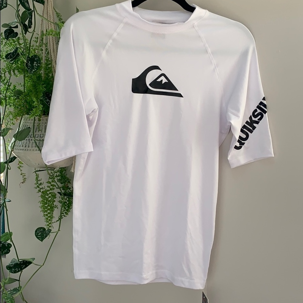 Quicksilver surf/sun shirt
